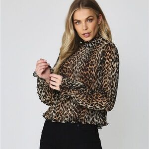 Ganni ruffled sleeve leopard print top